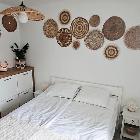 Apartament Pod Trzynastka يلينيا غورا المظهر الخارجي الصورة